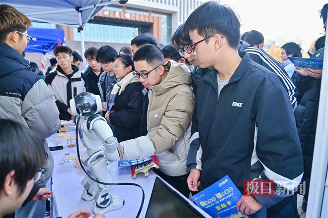 武汉理工大学“数智”学生社区上线米乐m6开在宿舍楼下的“嘉年华”(图1)